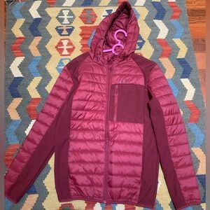 Jacket Mountain warehouse soft shell water resistant, size M excellent condition